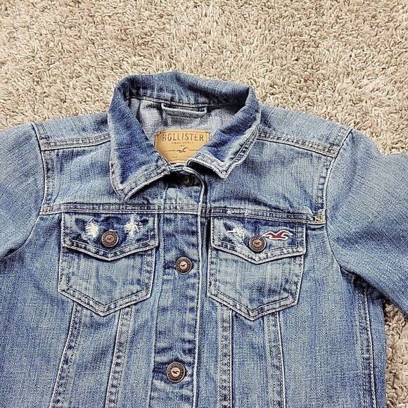 Hollister Denim Jacket Womens XS Medium Wash Button Up Distressed - Picture 3 of 8